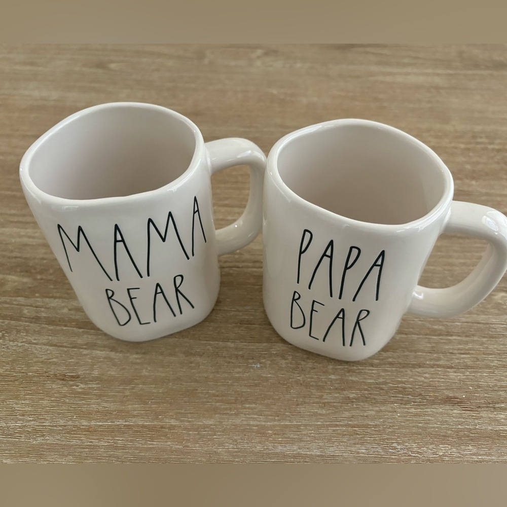 Brand new pair of Rae Dunn mugs